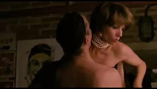 Yüksek topuklu seks sahnesi