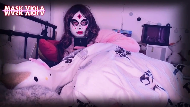 Bakış açısı - Yatakta kendime bunu yaparken izliyorsun.