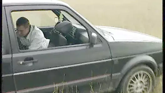 Im buero wird der Edding unten rein geschoben