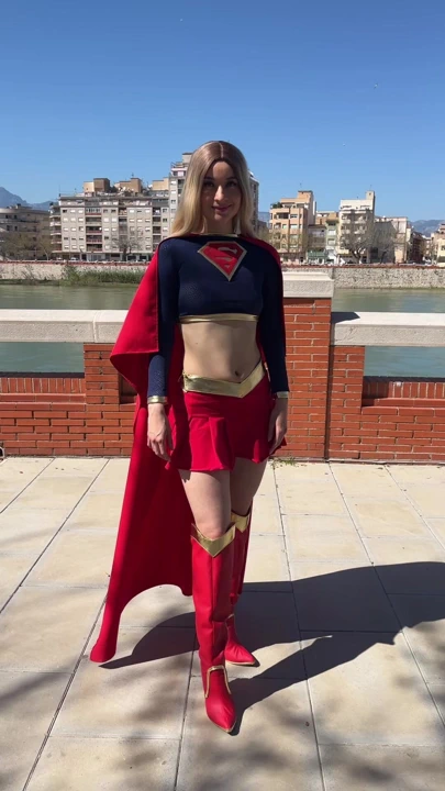 Evet, aradığınız süper kız benim