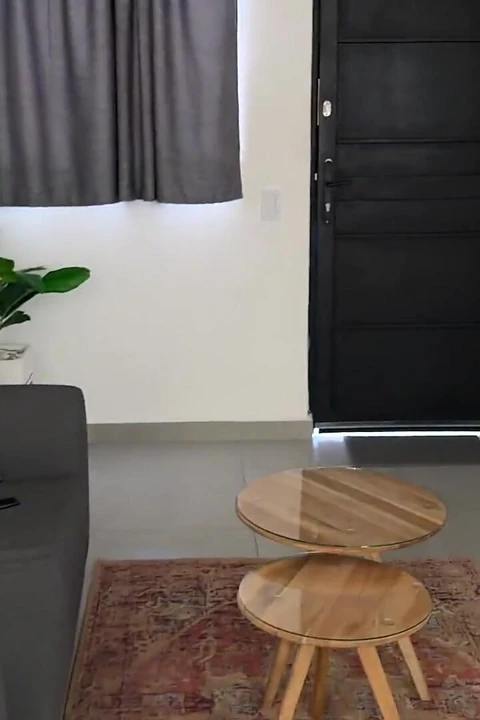 En iyi arkadaşım kırık kalbimi iyileştirmek için beni seviyor