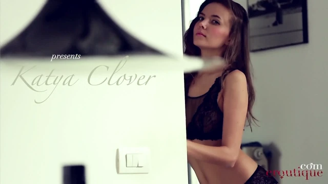 Katya Clover - kara büyü seksin | G-noktası orgazmı