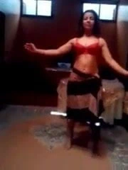 Mısırlı ev dansı 47