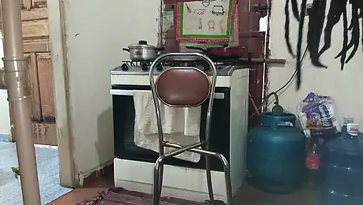 Onu arkadaşımın evinden aldım