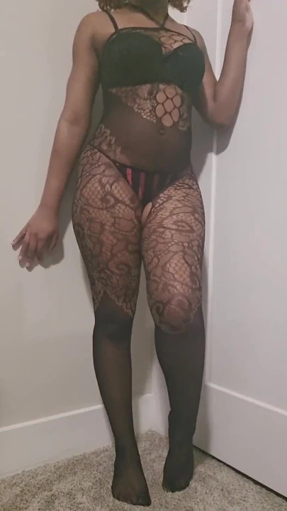 Egyptain sissy gösteriş yapıyor