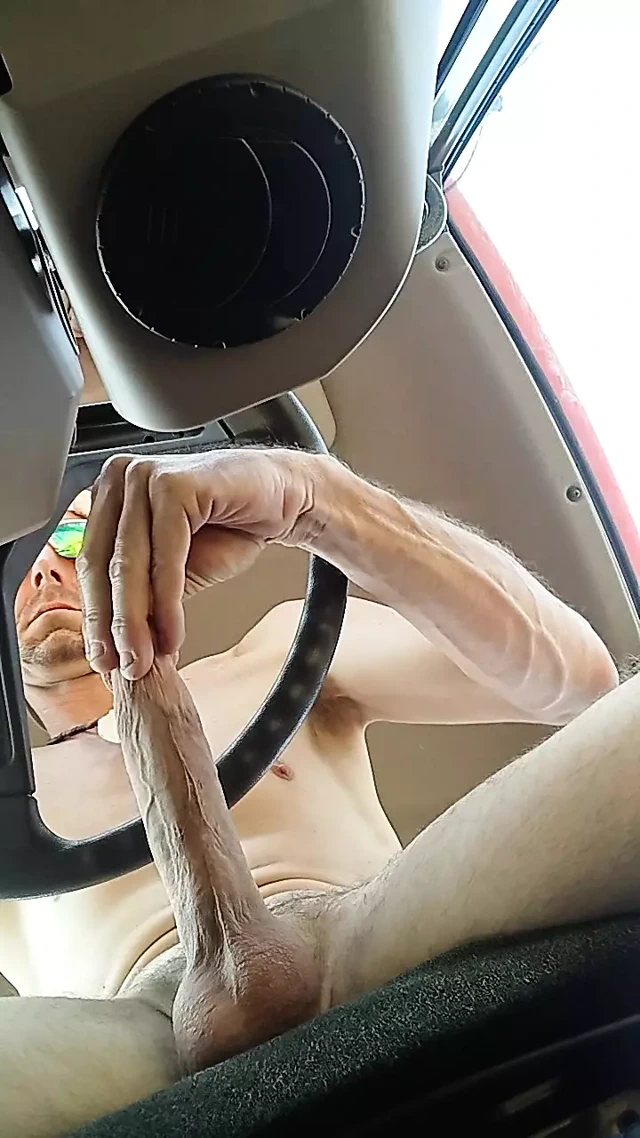 Traktörler ve oyuncaklar. Keyfini!!!