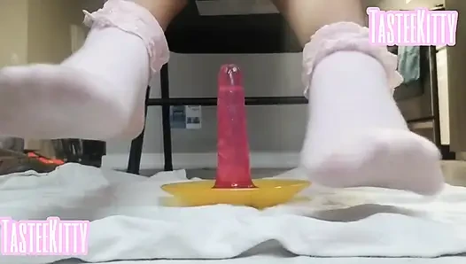 Yağlı seksi ayakla mastürbasyon
