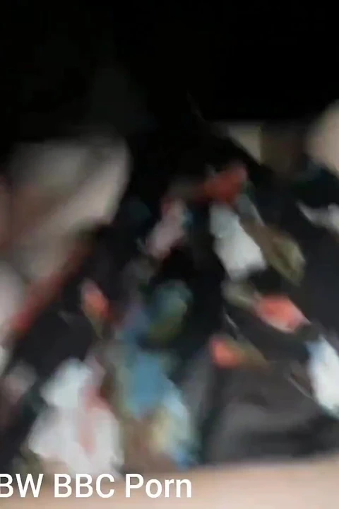 Büyük zenci yarağı anal klitoris çığlık atarak orgazmlarımı okşuyor