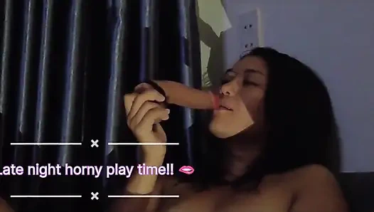 Oyuncaklarınızla çift penetrasyona ihtiyacınız olduğunda