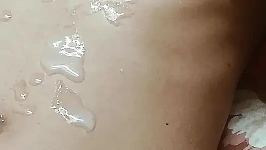 Seks sonrası amına boşalıyor