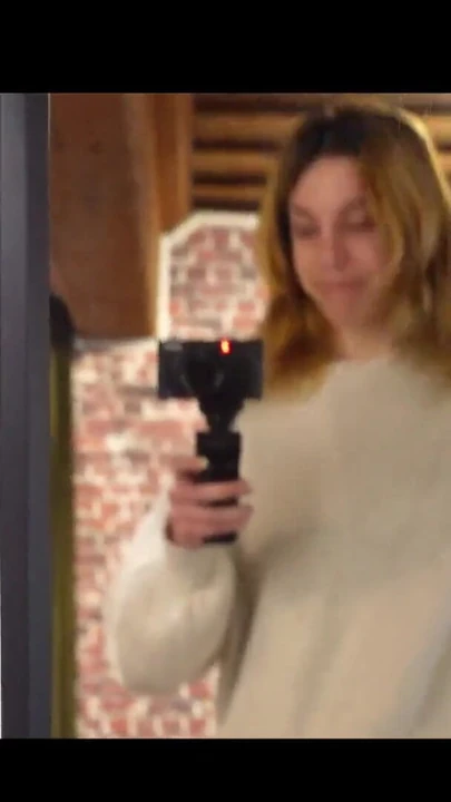 Эмоциональный момент из "💖 VLOG N° 1 // НОВАЯ ТАТУИРОВКА"