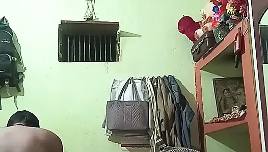 Üvey Erkek Kardeş Üvey Kız Kardeşini Sikiyor