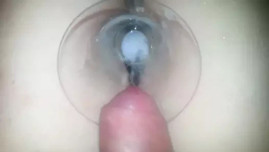 Cumslutvictoria kendi yükünü pipetle yutuyor!