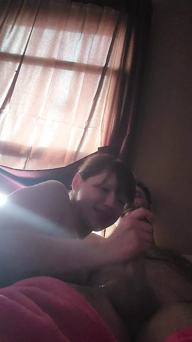 Отличный минет с глубокой глоткой