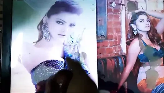 Cum haraç üzerinde urvashi rautela