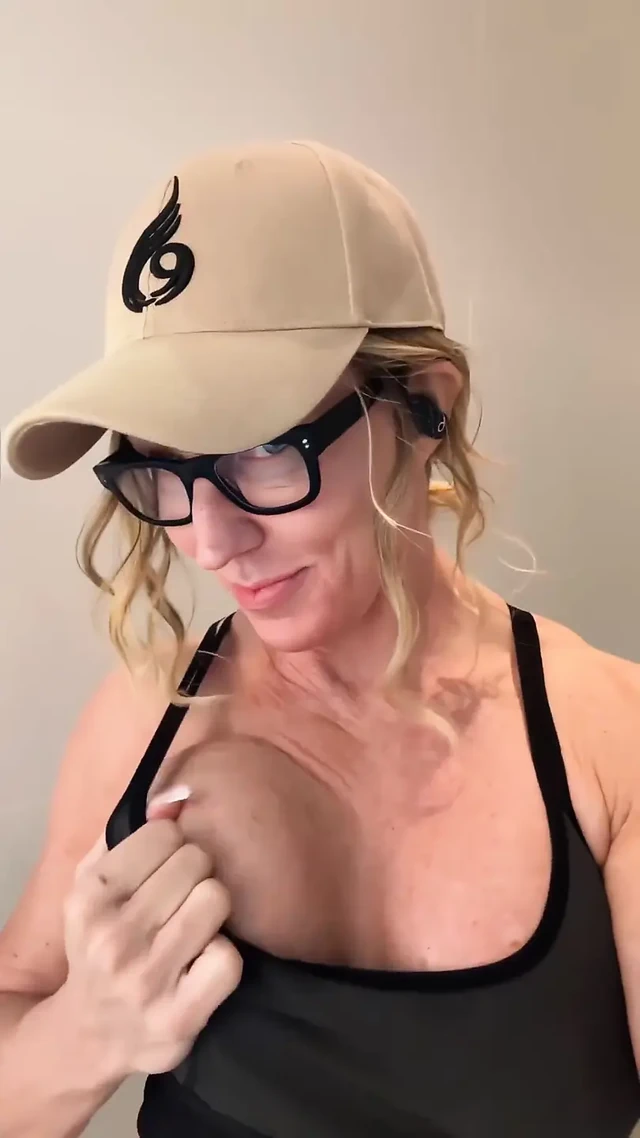 Хотел показать тебе маленькую шаловливую тренировку, которую я получил только для тебя сегодня