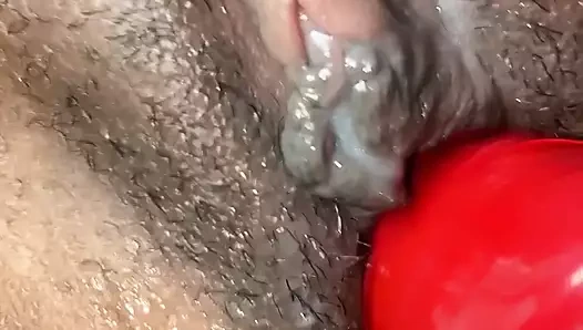 Bakire üvey kız kardeş sikişmeyi öğrenmek istiyor...