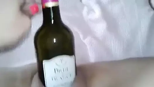 Şarap şişesi yerleştirme