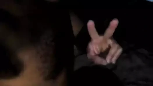 Aldatılan adam çalışırken evli bir kadını kulübede prezervatifsiz sikiyor