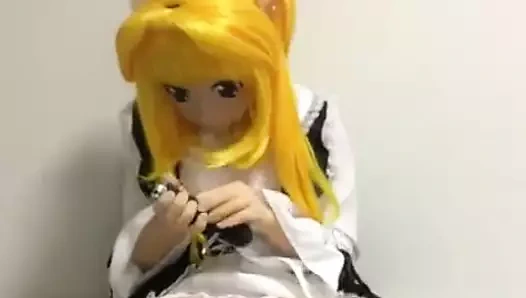 Kigurumi vibratörle oynuyor
