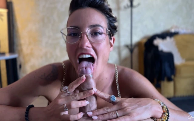 Gael ve Pam'in Paris'te cinsel ve yaramaz maceraları