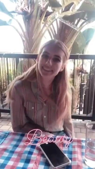 Emma Roberts güzellik video