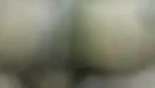 Eş ile yabancı üçlü desi