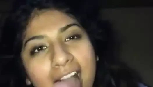 Hint kız emme büyük horoz