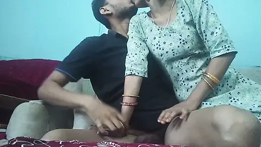 Üvey kız kardeşimi ofisimde siktim