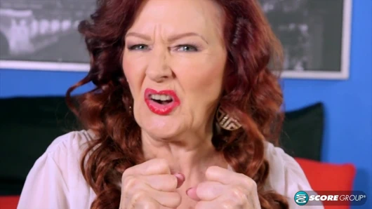 73 yaşındaki ateşli amcığı sik!