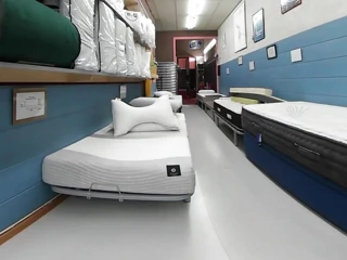 Yatakları test edip yemeyi seviyorum.