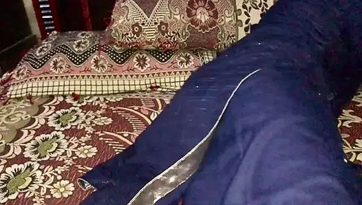 Büyük Memeli Desi Yenge Kaltak Gibi Sikiliyor Hintçe Edepsiz Konuşma Dölleme