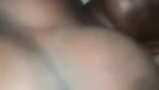 İri Göğüslü Bir Kızın Sikişdiğini Gördün Mü?