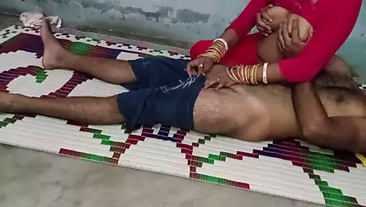 Maid Ki Jawan Ladki Lund Chusaya Or Uske Bobe Dabaye