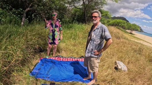 Hawaii'de plajda (veya yakınında) seks