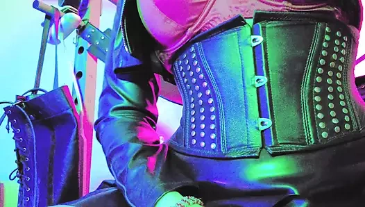 Dominatrix eva, lateks kadın egemenliği sahibe, büyük yarak, bdsm, solo, kauçuk, deri, topuklu ayakkabılar, ateşli seksi büyük göt