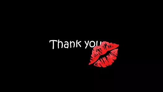 Sikimi traş ediyor ve onunla oynuyor