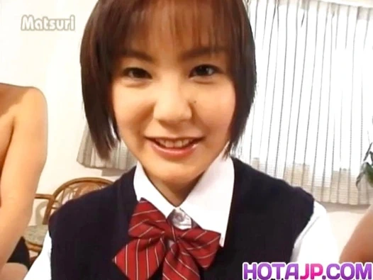 Nao hirosue içinde üniforma var ona kıllı am becerdin ile yapay penis