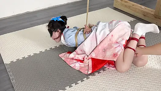 Güneşli bir günde kimono giymenin doruk versiyonu