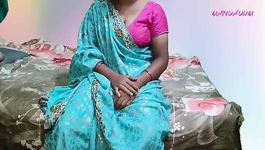 Telugu Ev Hanımı Romantizm Göğüsleri Oğlan Frind'de Bastırıyor