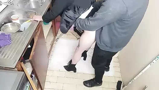 Patron bayan beni kontrol ediyor