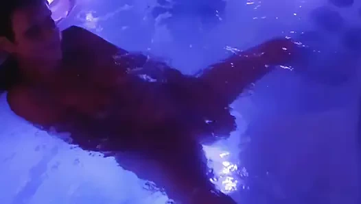 Kim bana jakuzide katılmak ister?