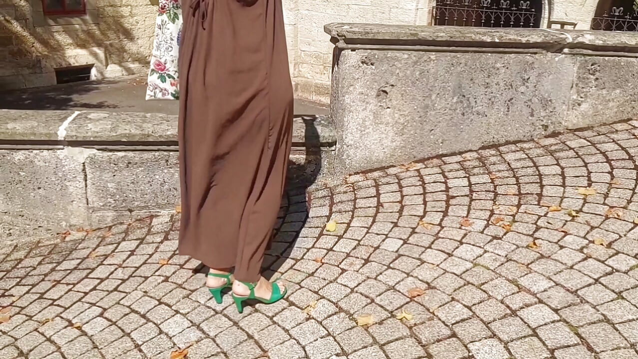 Güzel Sarışın Amatör Karısı Selena Yürüyüşten Sonra Seks Hoşlanıyor