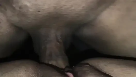 Kocamı aldatmak için başka bir gençle tanıştım