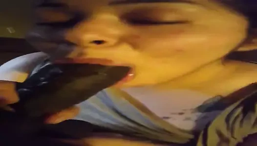 sadece dalga geçiyor