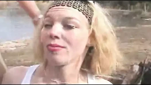 küçük baştankara sarışın açık bukkake