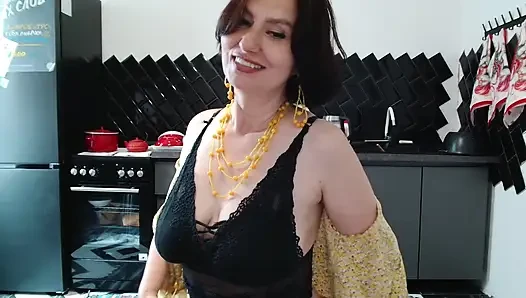 Three fingers in her mouth for moaning she thrusts