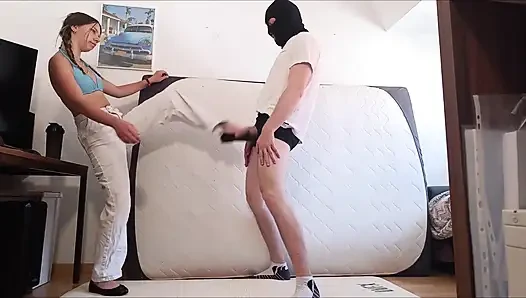 sert tekmeler