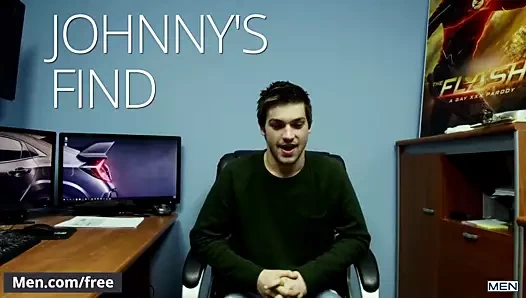 Johnny Rapid Sneaks Into The Shower With Axel Kane And Takes