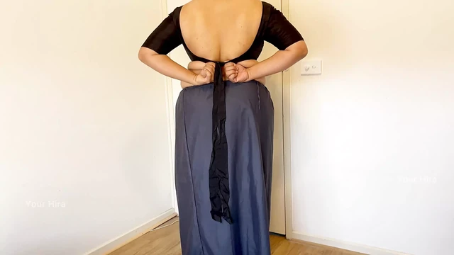 Возбужденная соблазнительница индийского сари - удовольствие соло-сисек - жена готова жестко трахнуться